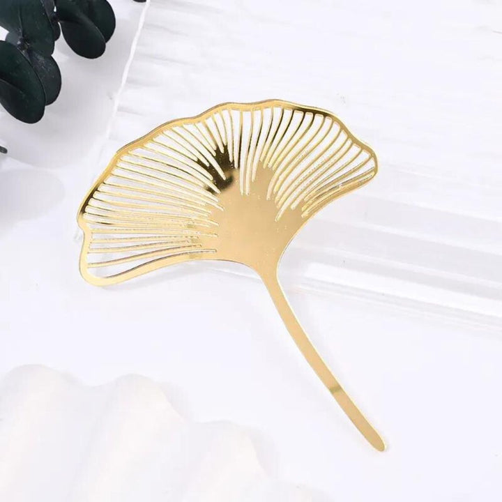 Ginkgo Leaf Cake Topper